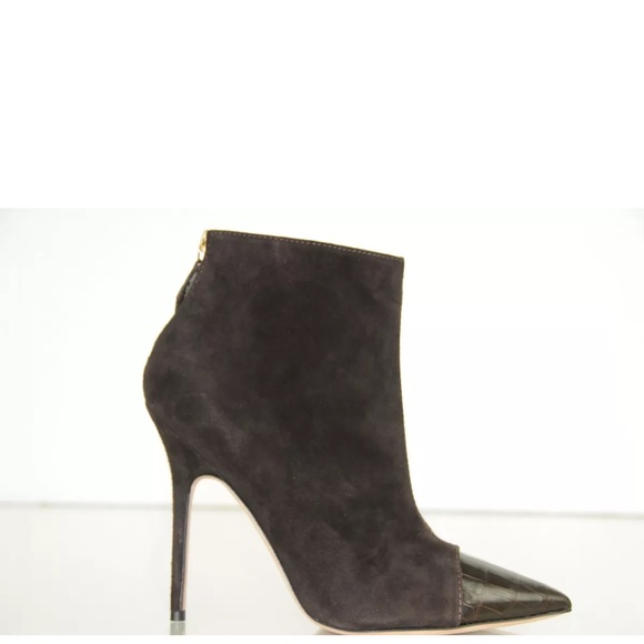 Manolo Blahnik Griffon Brown Alligator Capped Suede Bootie Ankle Boots